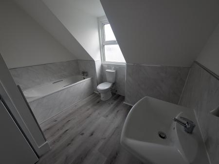 1 bedroom Flat to let in High Street, Clacton-On-Sea, CO15