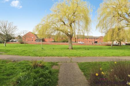 2 bedroom Retirement property for sale in Olivers Close, Clacton-On-Sea, CO15