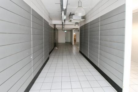 1 bedroom Commercial Property to let in JD Sports