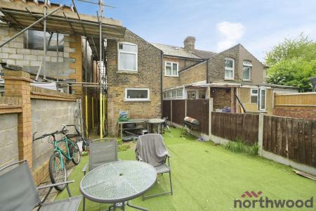 3 bedroom End of terrace house for sale in (SALES) Birkbeck Road, Romford, RM7