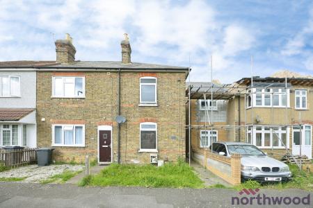 (SALES) Birkbeck Road, Romford, RM7