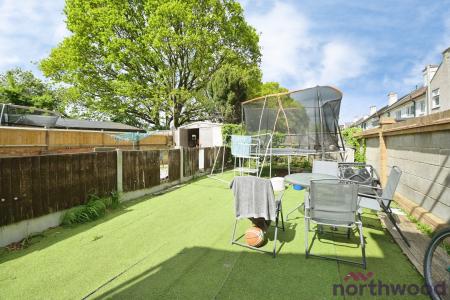 3 bedroom End of terrace house for sale in (SALES) Birkbeck Road, Romford, RM7