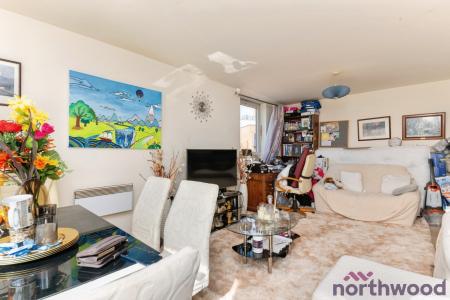 1 bedroom Flat for sale in (SALES) Stoke Quay, Ipswich, IP2