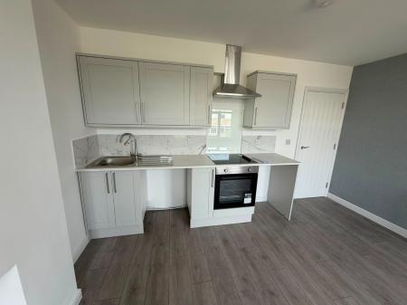 1 bedroom Flat to let in Station Road, Clacton-On-Sea, CO15