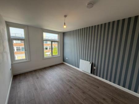 1 bedroom Flat to let in Station Road, Clacton-On-Sea, CO15
