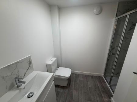 2 bedroom Flat to let in Station Road, Clacton-On-Sea, CO15