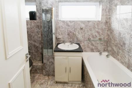3 bedroom End of terrace house to let in Tyler Avenue, Clacton-On-Sea, CO16