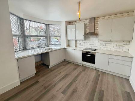 3 bedroom Semi-detached house to let in Ellis Road, Clacton-On-Sea, CO15