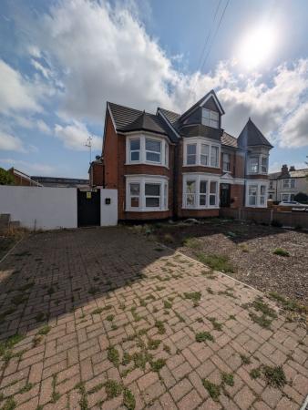 3 bedroom Semi-detached house to let in Ellis Road, Clacton-On-Sea, CO15