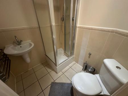 2 bedroom Flat to let in Quayside Drive, Colchester, CO2