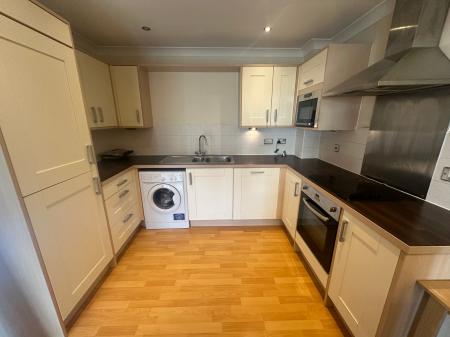1 bedroom Flat to let in Quayside Drive, Colchester, CO2