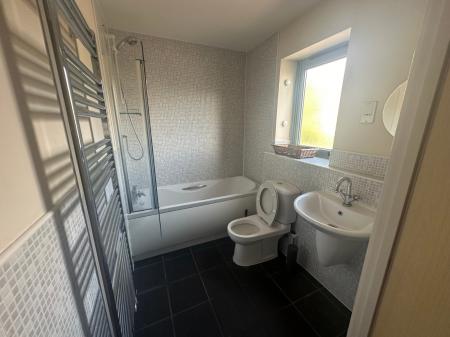 1 bedroom Flat to let in Quayside Drive, Colchester, CO2