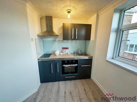 1 bedroom Flat to let in Thoroughgood Road, Clacton-On-Sea, CO15