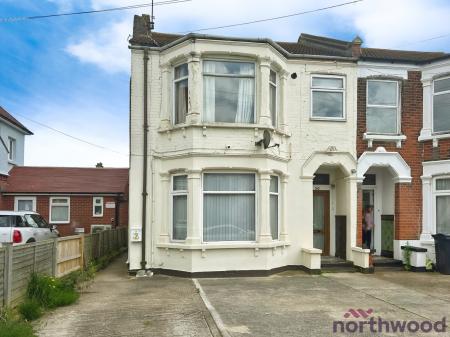 1 bedroom Flat to let in Thoroughgood Road, Clacton-On-Sea, CO15