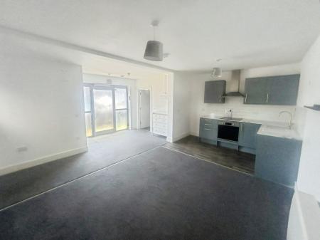 1 bedroom Flat to let in 21 Jackson Road, Clacton-On-Sea, CO15