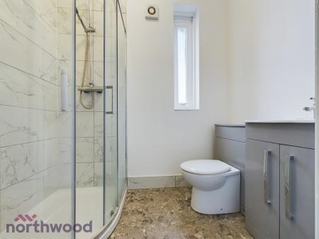 3 bedroom Flat to let in Skelmersdale Road, Clacton-On-Sea, CO15