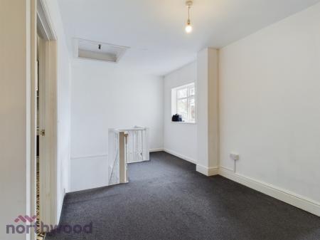 3 bedroom Flat to let in Skelmersdale Road, Clacton-On-Sea, CO15