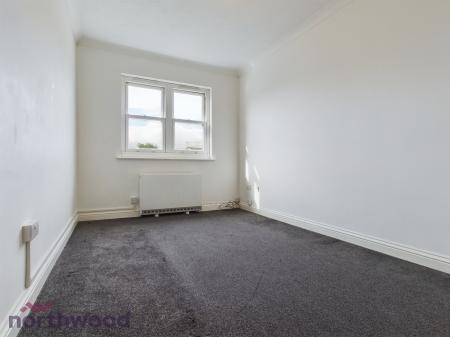 3 bedroom Flat to let in Skelmersdale Road, Clacton-On-Sea, CO15