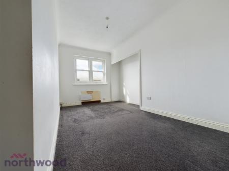 3 bedroom Flat to let in Skelmersdale Road, Clacton-On-Sea, CO15