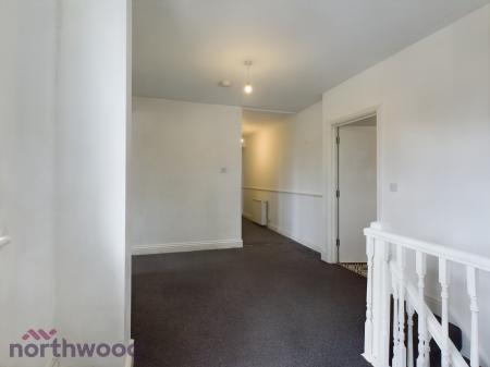 3 bedroom Flat to let in Skelmersdale Road, Clacton-On-Sea, CO15