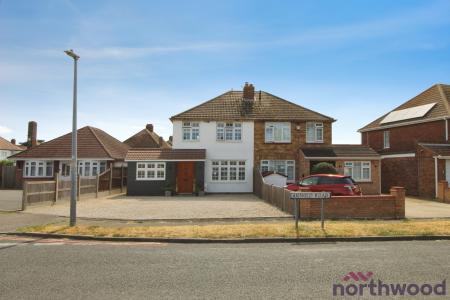 Arnold Road, Clacton-On-Sea, CO15