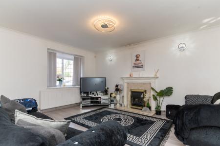 4 bedroom Detached house for sale in Archery Fields, Clacton-On-Sea, CO15