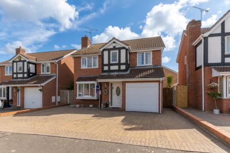 4 bedroom Detached house for sale in Archery Fields, Clacton-On-Sea, CO15