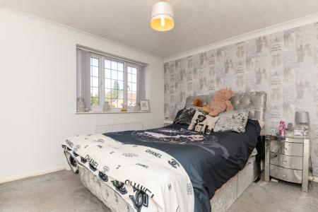 4 bedroom Detached house for sale in Archery Fields, Clacton-On-Sea, CO15