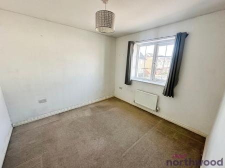 3 bedroom Semi-detached house to let in Heron Way, Harwich, CO12