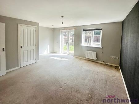 3 bedroom Semi-detached house to let in Heron Way, Harwich, CO12