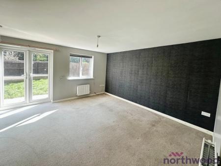 3 bedroom Semi-detached house to let in Heron Way, Harwich, CO12