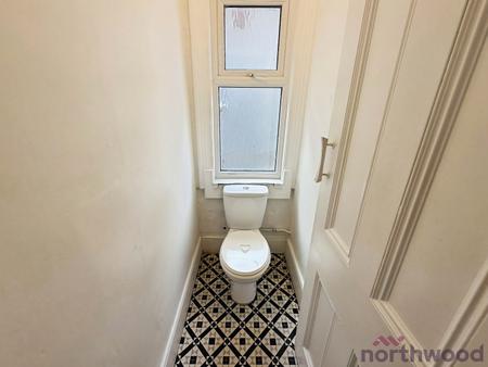 1 bedroom Flat to let in 69 Marine Parade East, Clacton-On-Sea, CO15