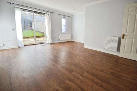 2 bedroom End of terrace house for sale in Carter Road, Maidenbower, Crawley, RH10