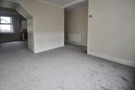 3 bedroom Terraced House for sale in Albany Road, West Green, Crawley, RH11