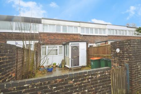3 bedroom Terraced House for sale in Borage Close, Broadfield, Crawley, RH11