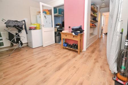 3 bedroom Terraced House for sale in Borage Close, Broadfield, Crawley, RH11