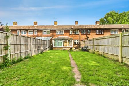 3 bedroom Terraced House to let in Climping Road, Ifield, Crawley, RH11