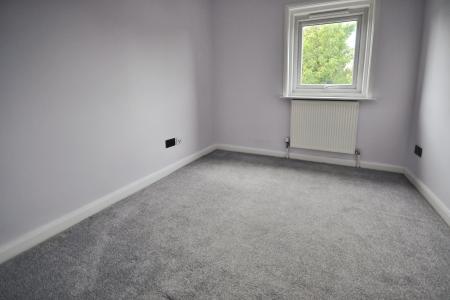 3 bedroom Semi-detached house to let in Mill Road, Three Bridges, Crawley, RH10