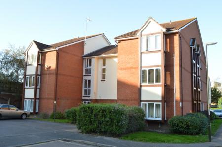 Maunsell Park, Three Bridges, Crawley, RH10