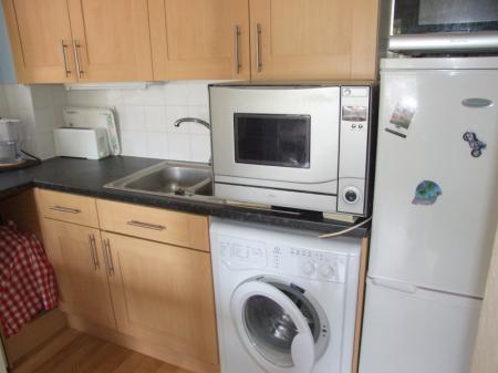 1 bedroom End of terrace house to let in Birkdale Drive, Ifield, Crawley, RH11