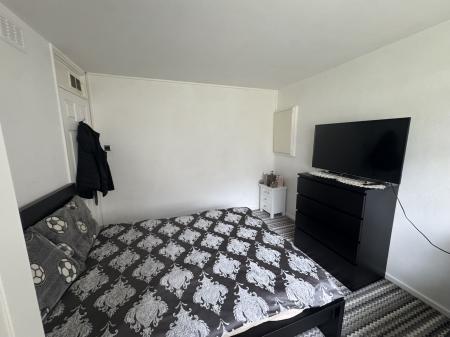 2 bedroom Flat to let in Caburn Heights, Southgate, Crawley, RH11