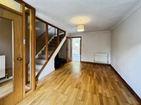 2 bedroom End of terrace house for sale in Norfolk Close, Bewbush, Crawley, RH11