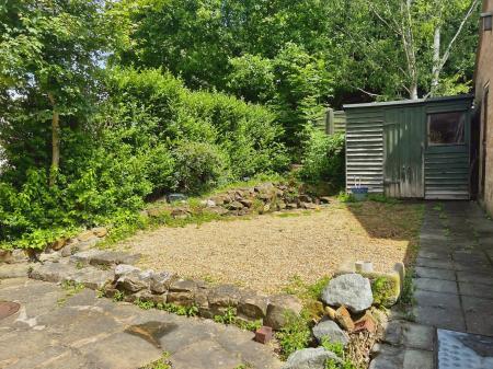 2 bedroom End of terrace house for sale in Norfolk Close, Bewbush, Crawley, RH11