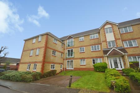 Lyon Close, Maidenbower, Crawley, RH10