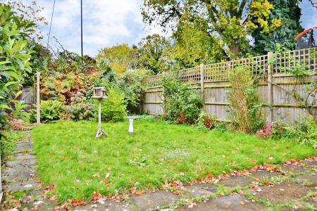 3 bedroom End of terrace house for sale in The Birches, Three Bridges, Crawley, RH10