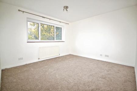 3 bedroom End of terrace house for sale in The Birches, Three Bridges, Crawley, RH10