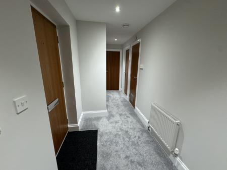 2 bedroom Flat to let in Springfield Shaw, London Road, Balcombe, RH17