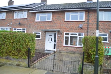 4 bedroom Terraced House to let in Crossways Close, Three Bridges, Crawley, RH10