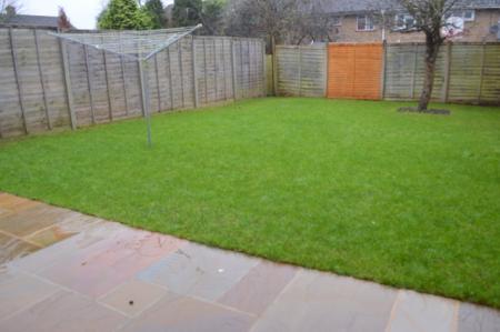 4 bedroom Terraced House to let in Crossways Close, Three Bridges, Crawley, RH10