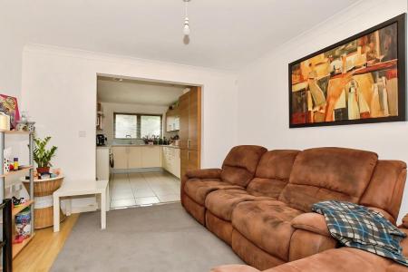 4 bedroom Town house for sale in Delrogue Road, Ifield, Crawley, RH11